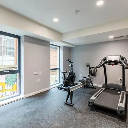 For Students Only - Straits Aire In Apartment *